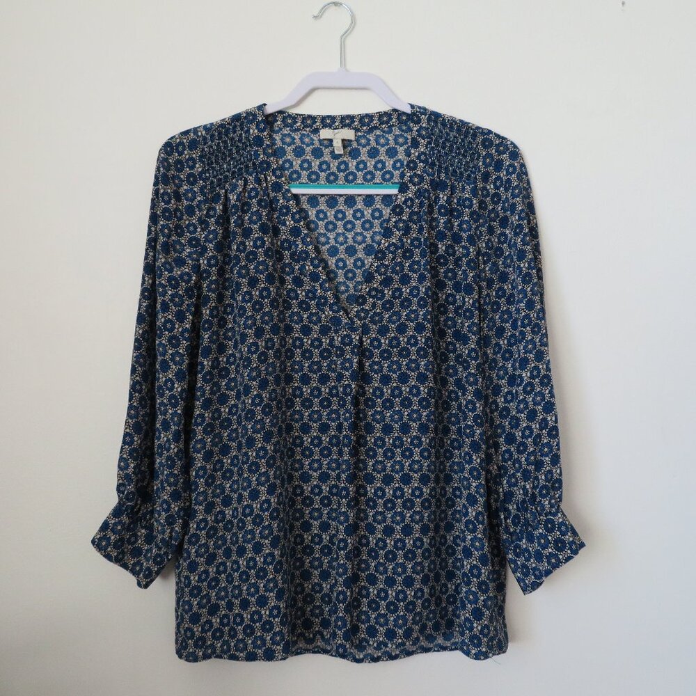 Joie 100% Silk Blue Medallion Pullover Blouse Women's S Relaxed Fit Boho